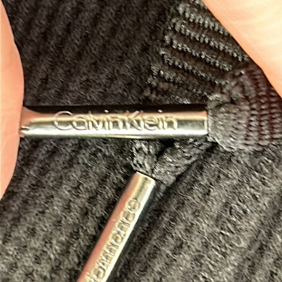 Calvin Klein performance relaxed fit colour block black and grey - Picture 6 of 10